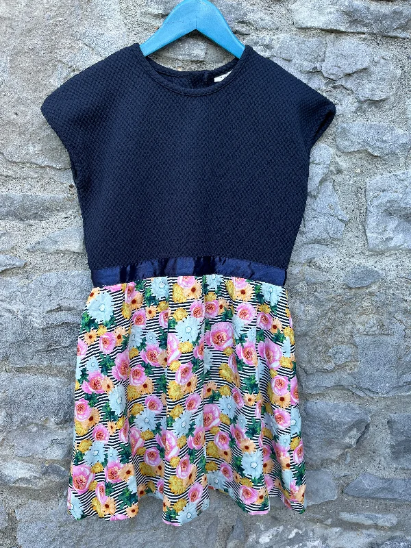 Navy&floral dress    11y (146cm)