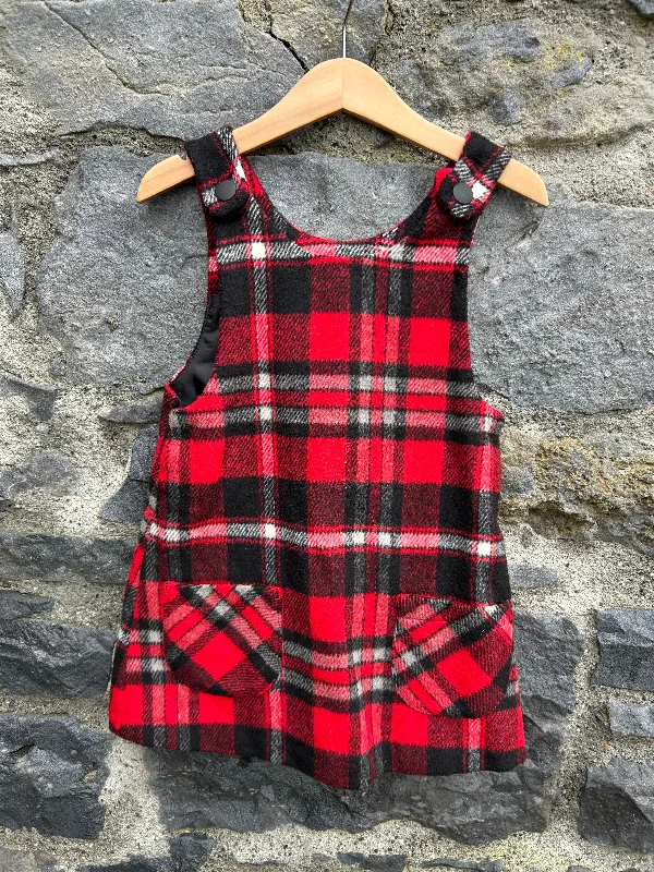 Red&black check pinafore  3-4y (98-104cm)