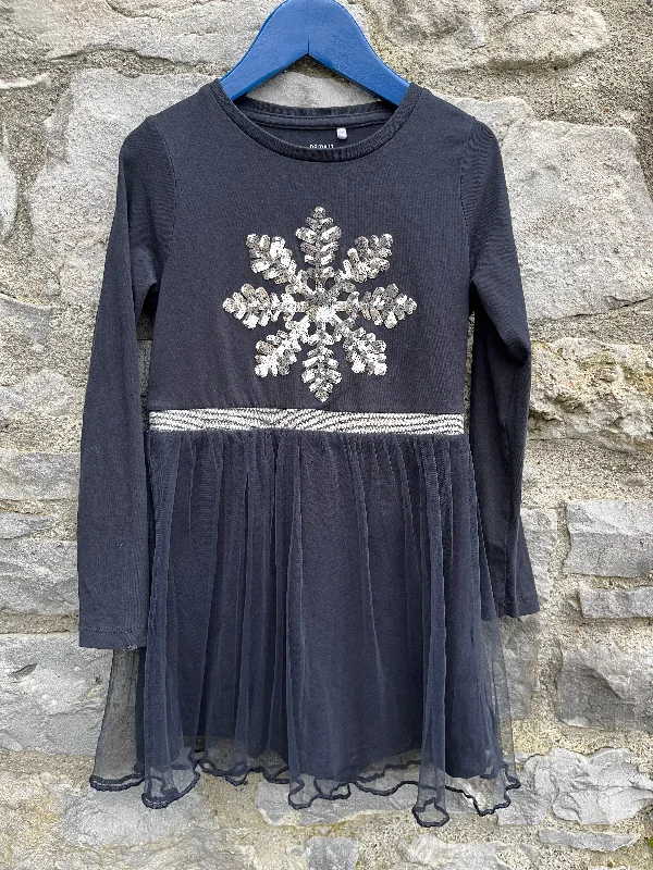 Snowflake navy dress  6y (116cm)